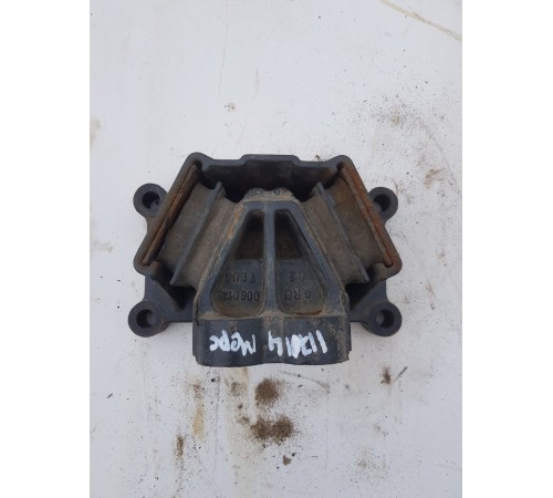 Подушка (опора) двигателя