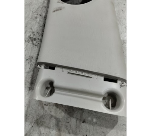 Обшивка центральной стойки левая верхняя