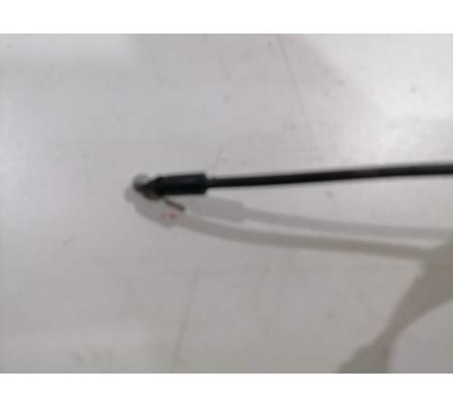 Трос открывания капота