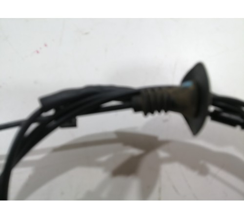 Трос открывания капота