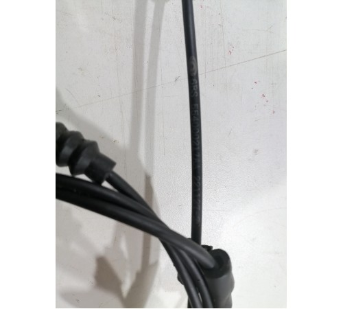 Трос открывания капота