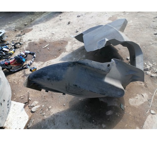 Подкрылок задний правый, локер