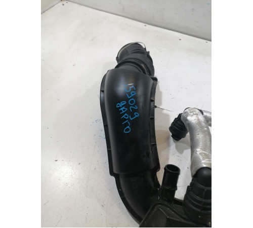 Патрубок воздушного фильтра