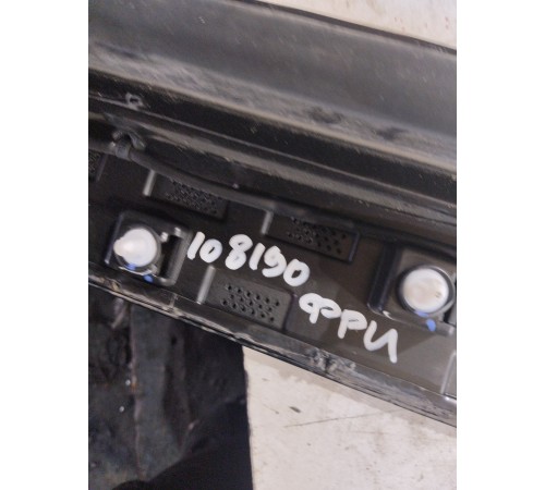 Накладка (молдинг) двери передняя левая нижняя