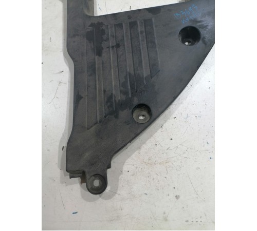 Накладка моторного отсека левая