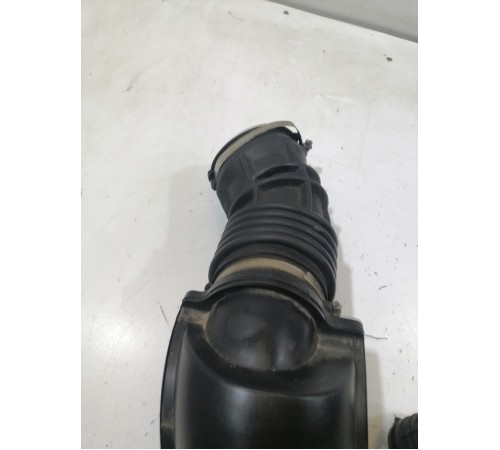 Патрубок воздушного фильтра