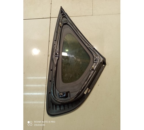 Глухое стекло(заднее левое)