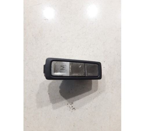 Блок кнопок памяти сиденья(передний левый)