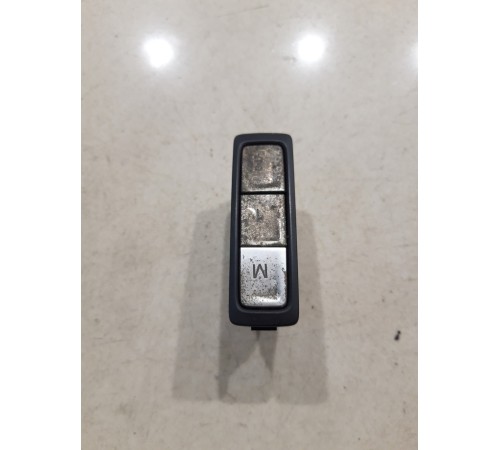 Блок кнопок памяти сиденья(передний левый)