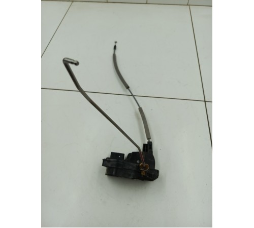 Замок двери передний правый