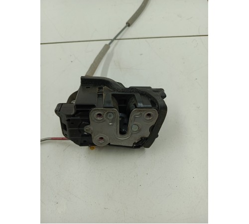 Замок двери передний правый