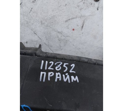 Решетка переднего бампера