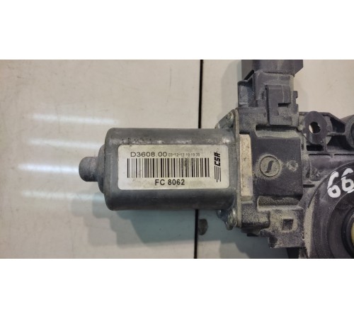 Моторчик стеклоподъемника (задний, правый)