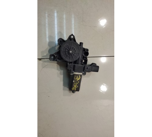 Моторчик стеклоподъемника (задний, правый)