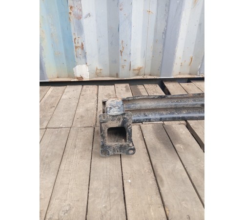 Усилитель заднего бампера