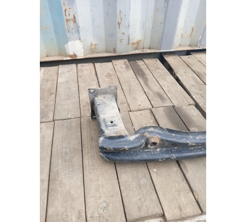 Усилитель заднего бампера