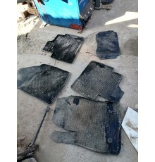 Комплект ковриков салона