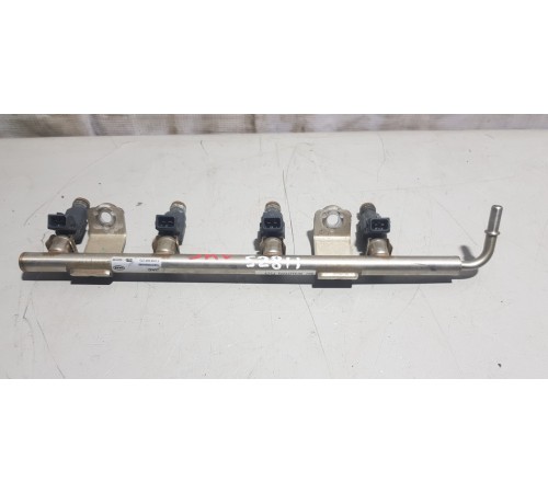 Рейка топливная (рампа) с форсунками