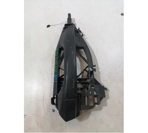 Ручка двери передняя правая внешняя