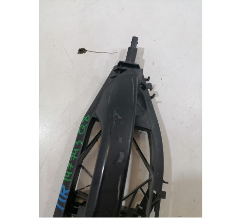 Ручка двери передняя правая внешняя