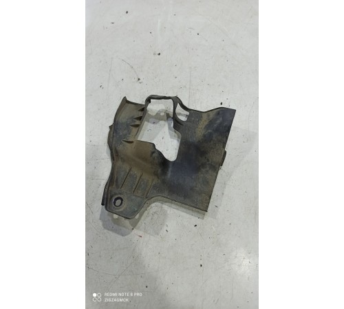 Пыльник двигателя боковой правый
