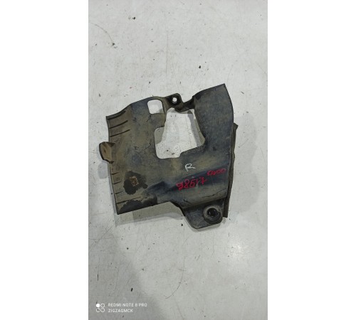 Пыльник двигателя боковой правый