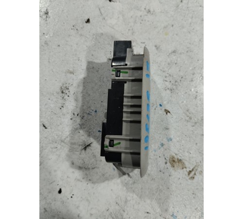 Плафон салона правый