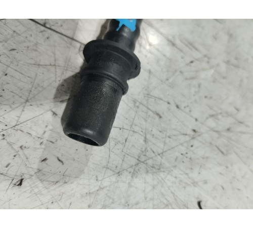 Штуцер тормозной системы с вакуумной трубкой 