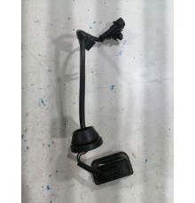 Кнопка открывания багажника