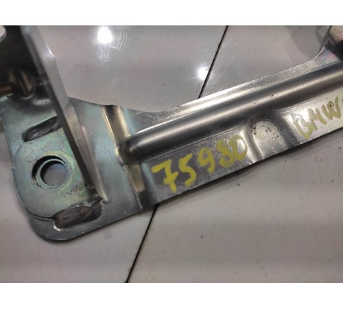 Кронштейн кузова(внутренний)