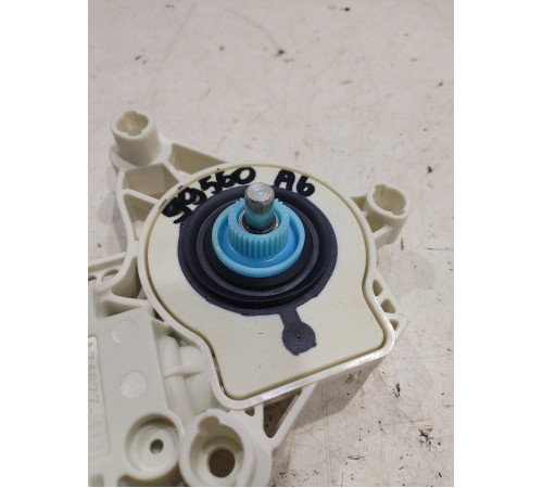 Моторчик стеклоподъемника (задний левый)