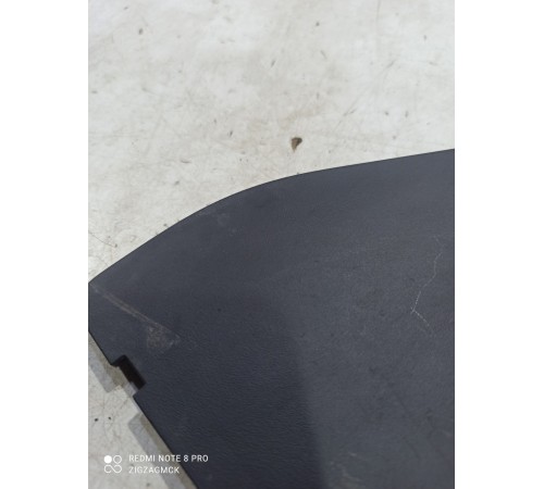 Наклада обшивки багажника