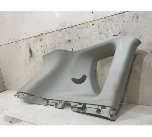 Обшивка багажника задняя левая верхняя