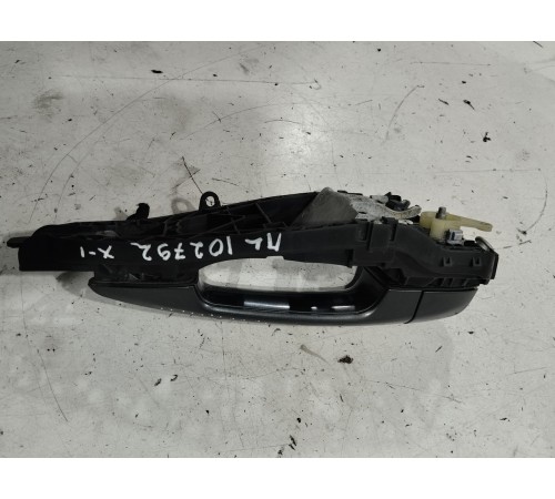 Ручка двери (передняя левая внешняя)