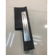 Накладка порога (задняя, левая)
