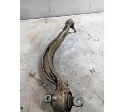 Рычаг подвески правый