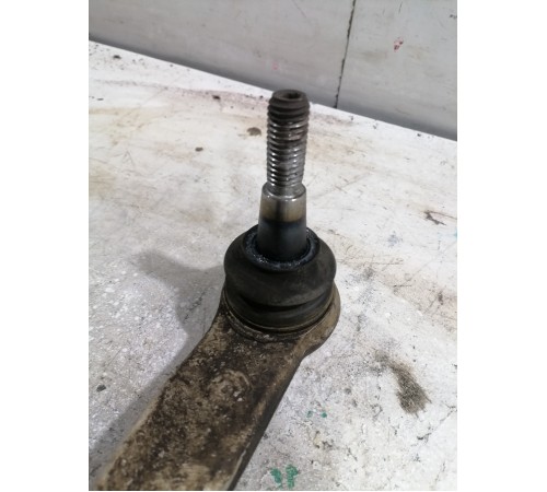 Рычаг подвески правый