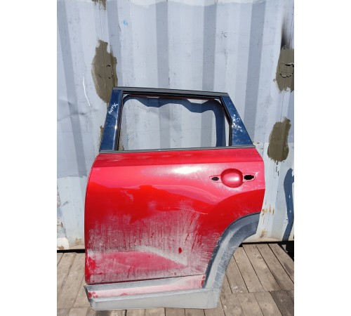 Двери задняя левая