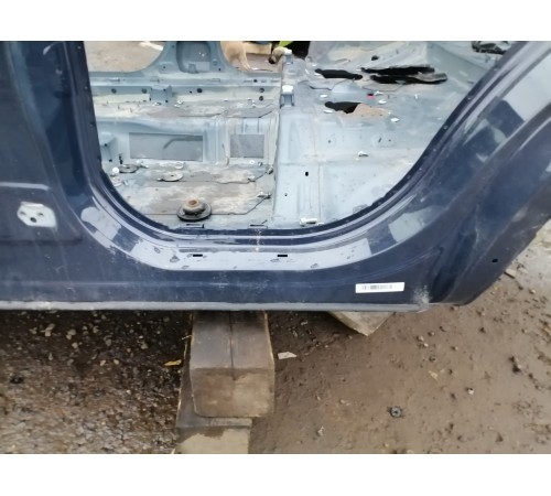 Порог со стойкой левый