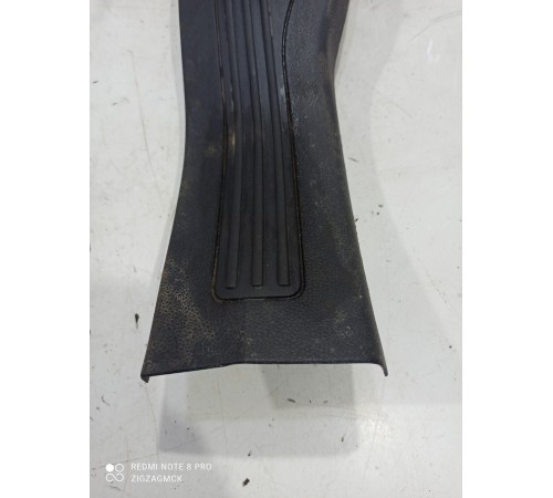 Накладка порога задняя правая