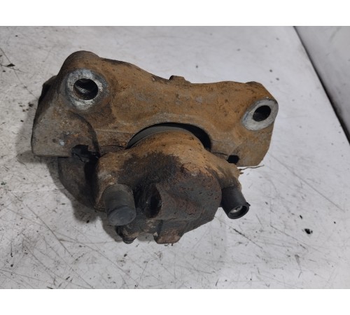 Суппорт передний правый