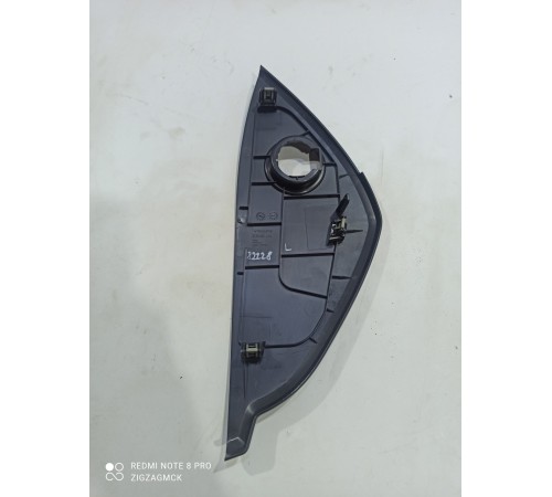 Накладка торпедо боковая(левая)