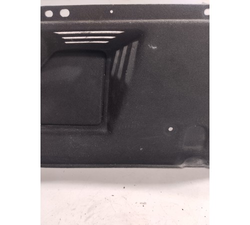 Обшивка багажника левая