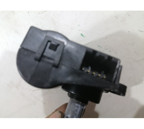 Моторчик заслонки отопителя