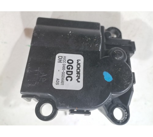 Моторчик заслонки отопителя