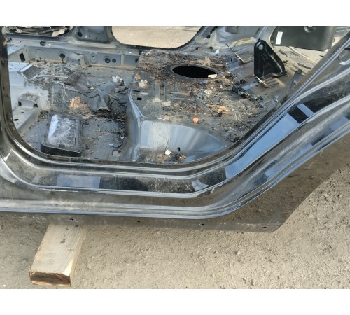 Порог со стойкой левый