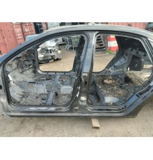 Порог со стойкой левый