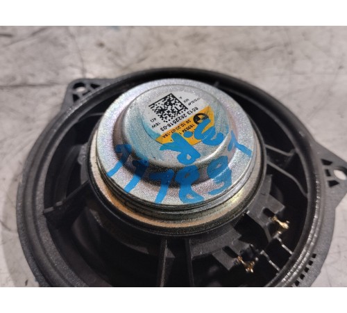 Динамик двери (задний правый)