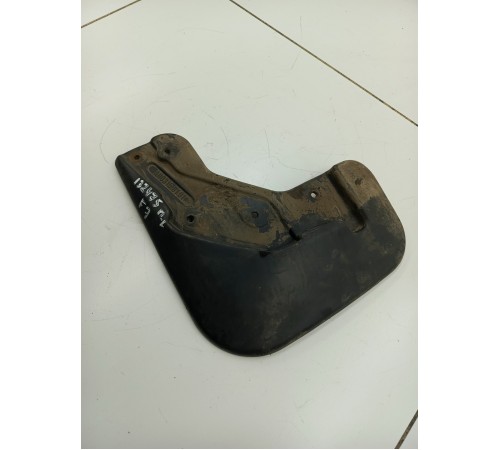 Брызговик Передний Левый 