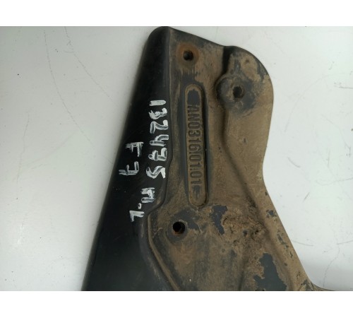 Брызговик Передний Левый 